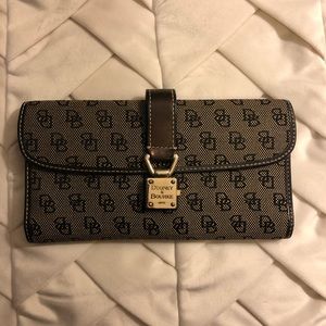 Dooney & Bourke leather wallet